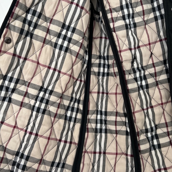 Women’s jacket - Picture 3 of 6